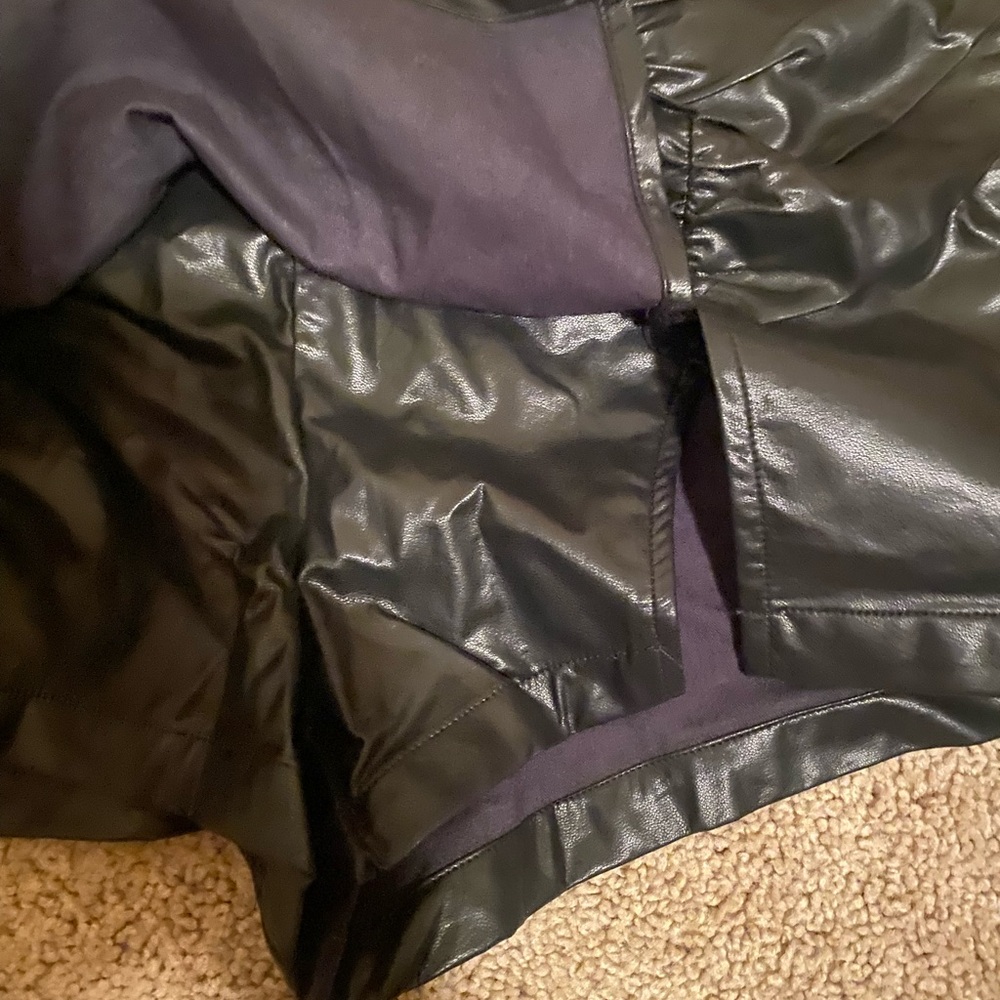 Cotton Candy Black Faux leather Skort-Size S - Picture 3 of 5